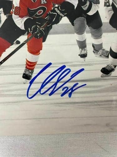 Снимка Клод Мазнина с автограф 8x10 в центъра на вниманието на JSA - Снимки на НХЛ с автограф