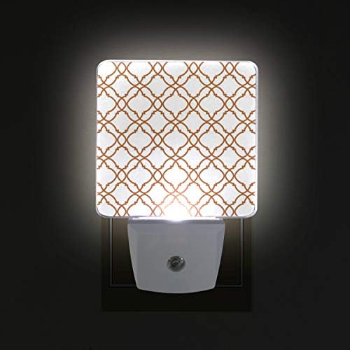 2 БР Plug-in led нощни лампи с марокански ночниками с Датчик от здрач до Зори Бяла Светлина Е подходящ за Баня, кухня и антре Комплект 2