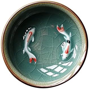 Китайските Чаени Чаши кунг-фу от Селадона ръчно изработени 2 унция. Жива риба Koi (C-003)